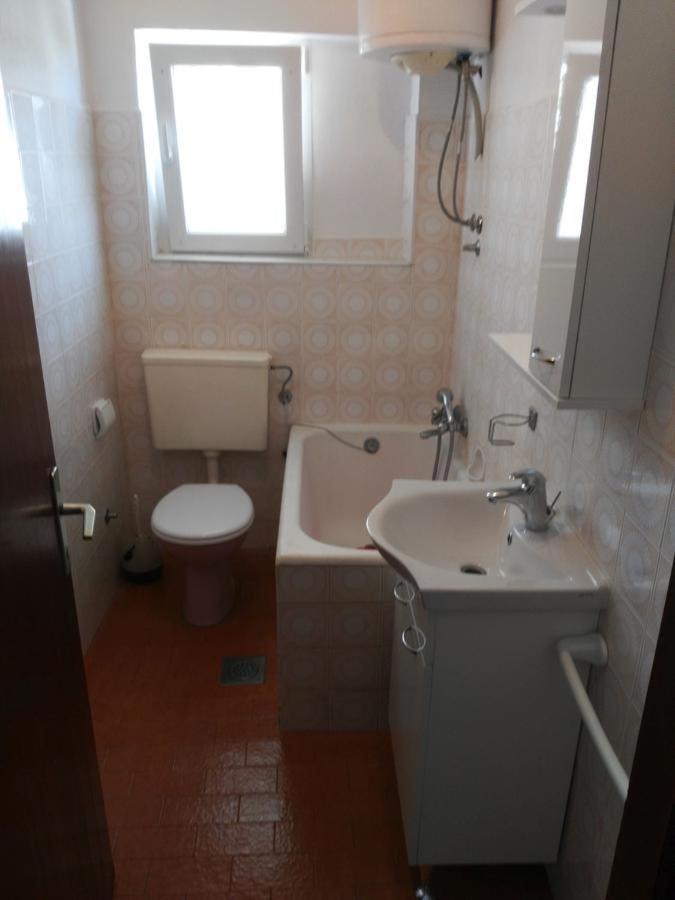 נובליה Apartmani Karuza מראה חיצוני תמונה