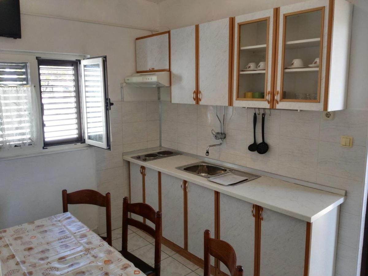 נובליה Apartmani Karuza מראה חיצוני תמונה
