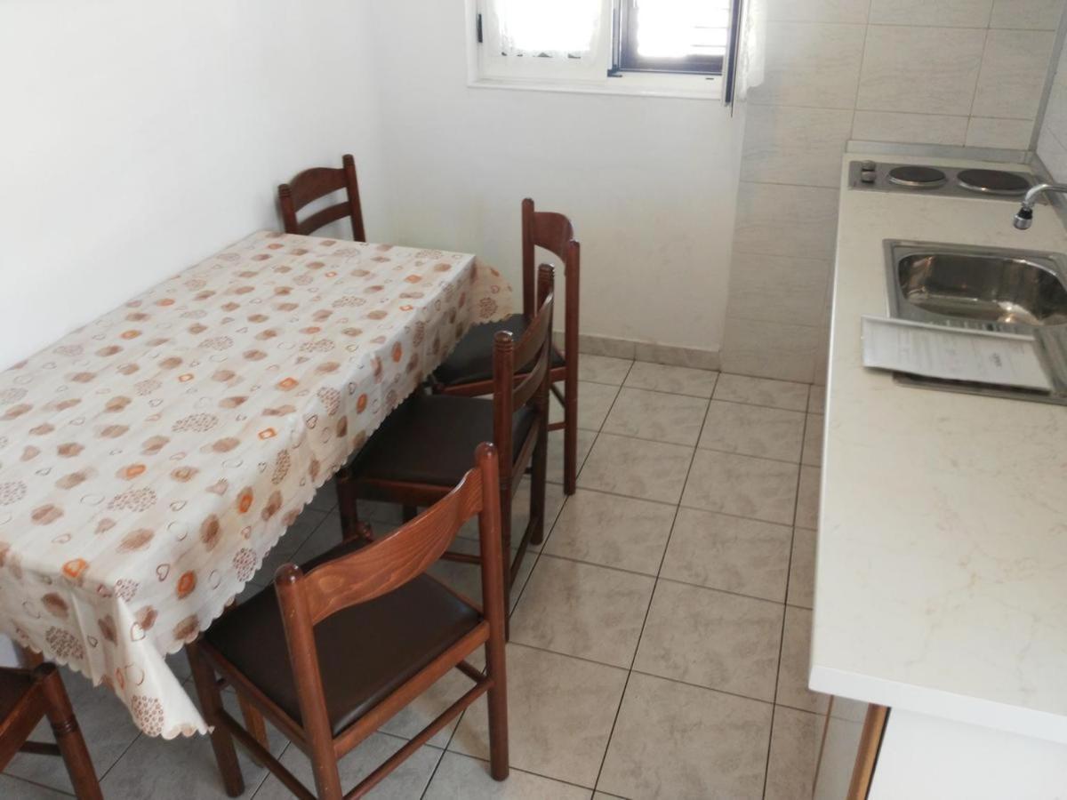 נובליה Apartmani Karuza מראה חיצוני תמונה